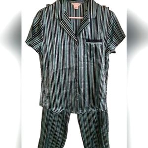 Ladies Liz Claiborne  Pajama set Lounge Wear Satin Pin Stripe Size M-L